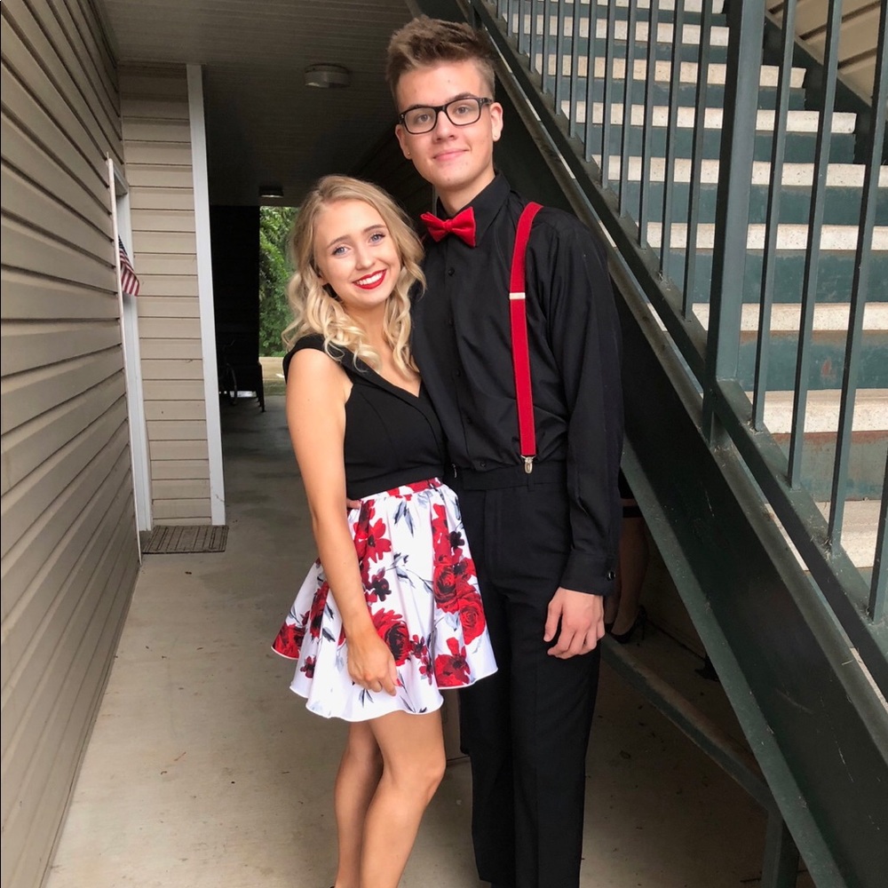 Short Floral Print Bottom With Black Midriff Top